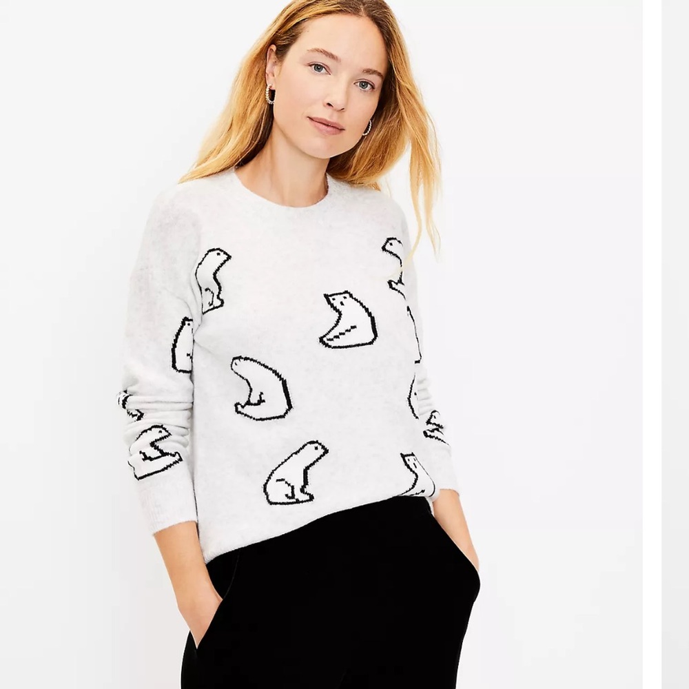 NWT LOFT White Sweater with Polar Bear Design S